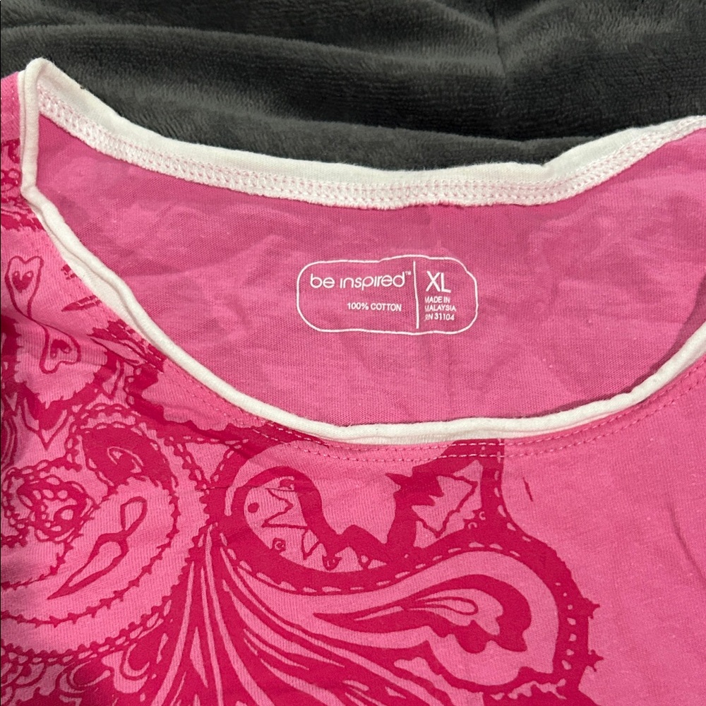 Be Inspired Fuchsia Graphic Tee with White Accents